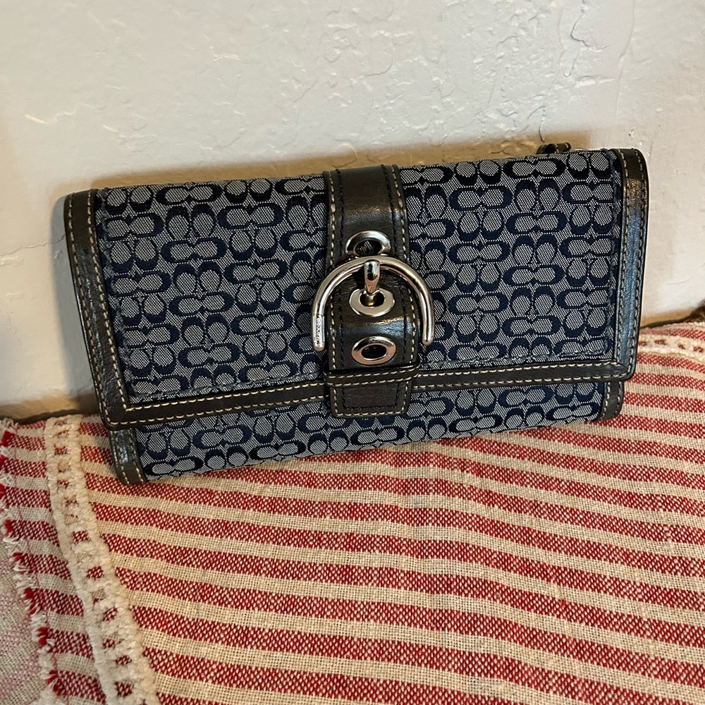 vintage y2k Coach Soho trifold wallet in a blue and blue gray monogram canvas
